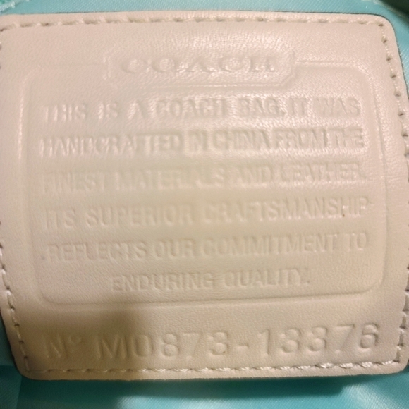 LIMITED EDITION! Coach Bonnie Cashin White & Silver Metallic Medallion Bag 13376 - Picture 5 of 16